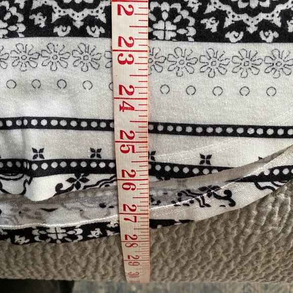 Style & Co - Ornate Pattern Short Sleeve Top - Picture 5 of 7